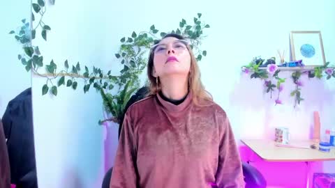 evelyn_miller___ online show from April 29, 2026, 3:38 pm