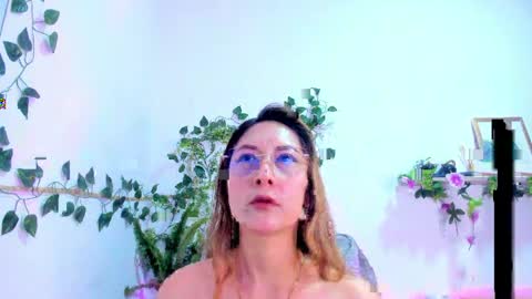 evelyn_miller___ online show from May 2, 2026, 4:56 pm