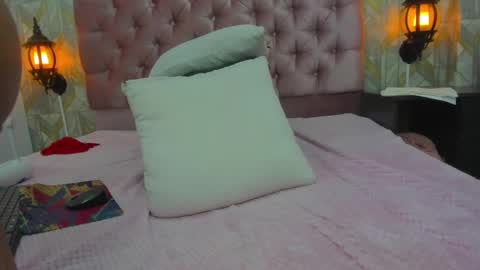 Snapshot of evelyn_morgan1 chatting on December 3, 2024, 6:15 am evelyn_morgan1 online show from December 3, 2024, 6:15 am