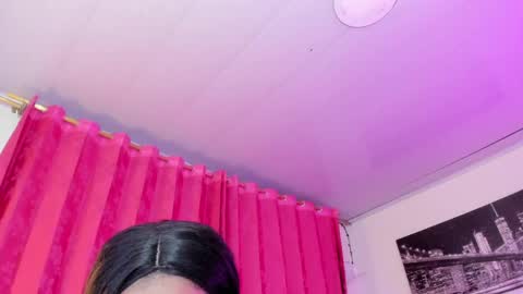 Snapshot of evelyn_sandoval chatting on June 9, 2026, 1:39 am Evelyn Sandoval online show from June 9, 2026, 1:39 am