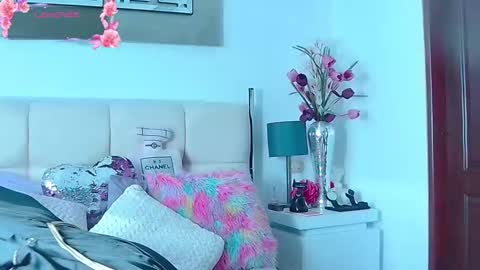 EvelynaGrey online show from September 24, 2025, 11:35 am