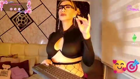 EvelynaGrey online show from July 21, 2026, 11:34 am