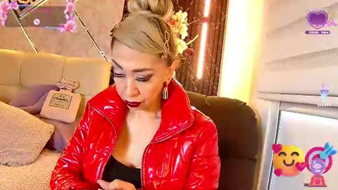 EvelynaGrey online show from July 26, 2026, 12:12 pm