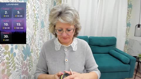 Evelyn online show from January 24, 2025, 5:21 am