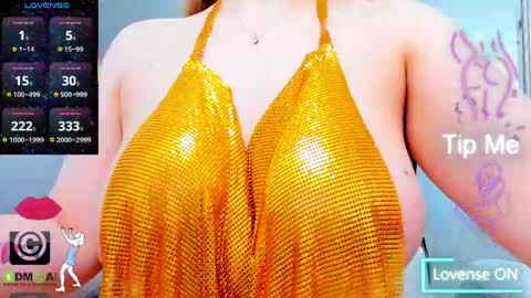 Snapshot of evelyne_rose chatting on June 4, 2026, 5:24 am evelyne_rose online show from June 4, 2026, 5:24 am