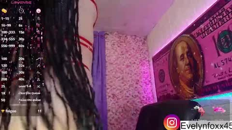 Snapshot of evelynfox_xx chatting on March 10, 2025, 7:50 pm evelyn Foxx new account online show from March 10, 2025, 7:50 pm