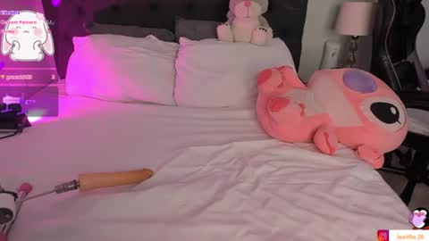 Snapshot of evelynhoward23 chatting on June 24, 2026, 9:36 pm LAURA SOFIA INDEPENDENT MODEL FOLLOW ME NOW ALMOST 10000 FOLLOWERS online show from June 24, 2026, 9:36 pm