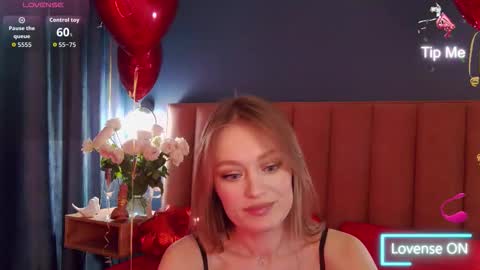 Evelyn online show from February 16, 2026, 1:35 am