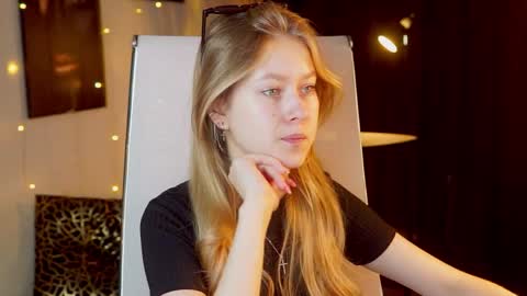 Snapshot of evemundie chatting on May 7, 2026, 6:41 am Eve online show from May 7, 2026, 6:41 am