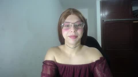 Snapshot of evi_kitty chatting on March 30, 2026, 12:28 pm Evi online show from March 30, 2026, 12:28 pm