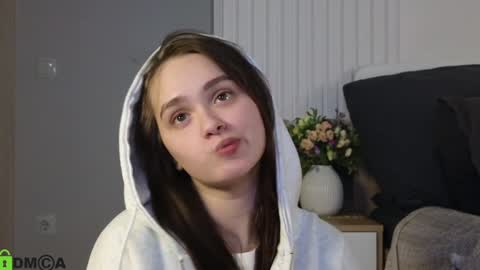 evi_woow online show from January 31, 2025, 10:10 pm