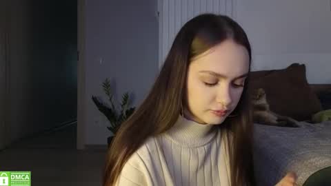 evi_woow online show from October 16, 2025, 8:32 pm