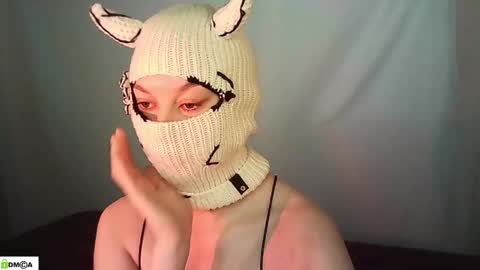 Snapshot of evie_muna chatting on May 7, 2026, 2:28 am Renesme White Im here from Monday to Friday online show from May 7, 2026, 2:28 am