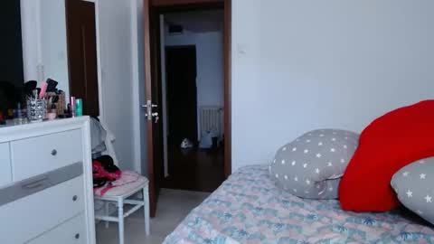 Snapshot of evolett chatting on November 22, 2025, 6:56 am ONLYFANS There are legends that in this room all your wishes can come true Private is Open online show from November 22, 2025, 6:56 am