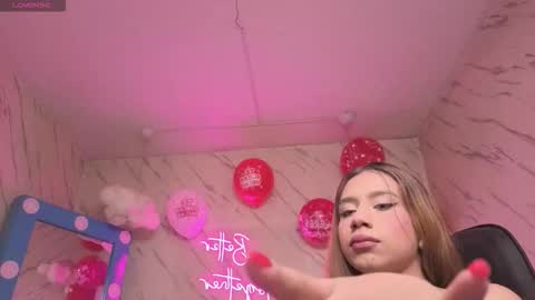 Snapshot of evy_lux_v chatting on November 14, 2025, 3:49 am Hi Stream 1000pm to 600am online show from November 14, 2025, 3:49 am