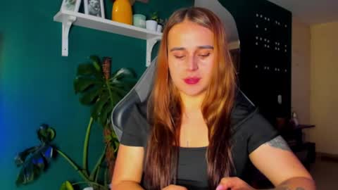 EVY online show from June 16, 2026, 1:30 am