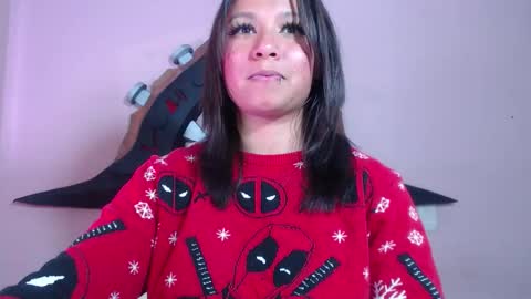 Im Evy online show from December 2, 2025, 3:51 pm