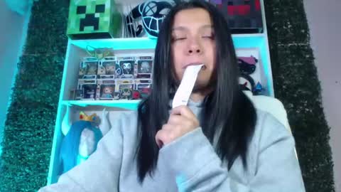 Im Evy online show from August 4, 2026, 4:53 pm