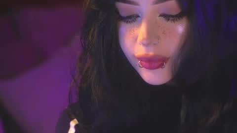 Alyson online show from January 6, 2026, 11:07 pm