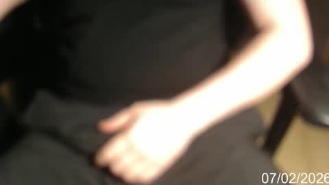 Snapshot of exhib_l0ver chatting on February 7, 2026, 3:05 pm exhib_l0ver online show from February 7, 2026, 3:05 pm