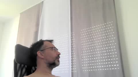 Snapshot of exhibit77 chatting on July 25, 2026, 8:56 am exhibit77 online show from July 25, 2026, 8:56 am
