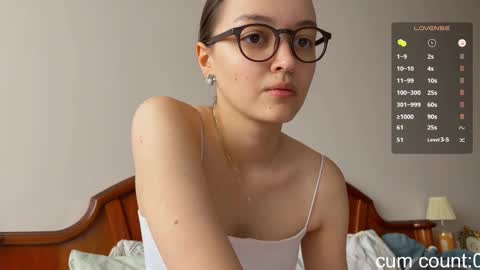 Snapshot of existencee chatting on November 19, 2025, 10:04 am Anna online show from November 19, 2025, 10:04 am