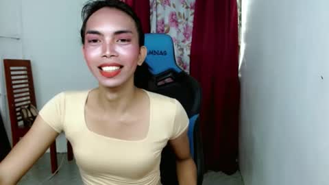 Snapshot of exotic_blacklixexx69 chatting on February 22, 2025, 5:12 am Lixe online show from February 22, 2025, 5:12 am