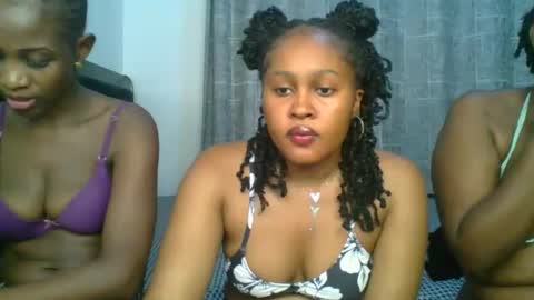 exotic_cutiee online show from April 20, 2026, 7:26 pm