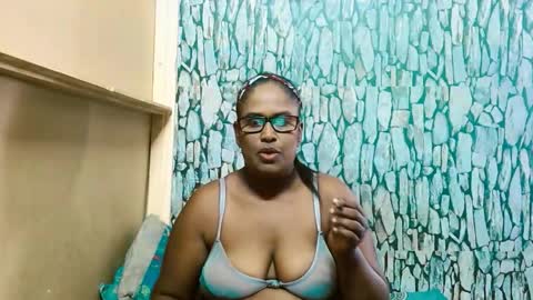 exotic_indian95 online show from February 18, 2026, 2:24 pm