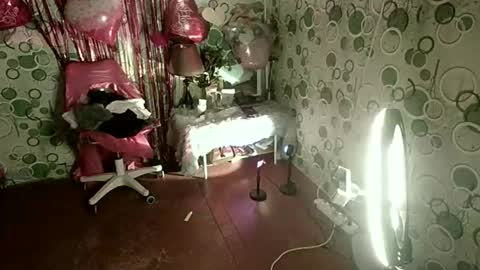 Snapshot of exoticapril01 chatting on February 16, 2026, 9:05 am exoticapril01 online show from February 16, 2026, 9:05 am