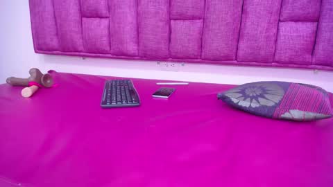 Snapshot of exoticdollxxx chatting on December 31, 2024, 10:04 am ExoticDollXXX online show from December 31, 2024, 10:04 am