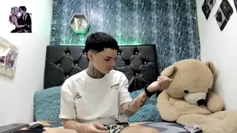 exotichot_couple online show from January 5, 2026, 9:29 pm