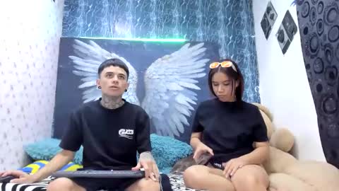 exotichot_couple online show from May 3, 2026, 10:05 pm
