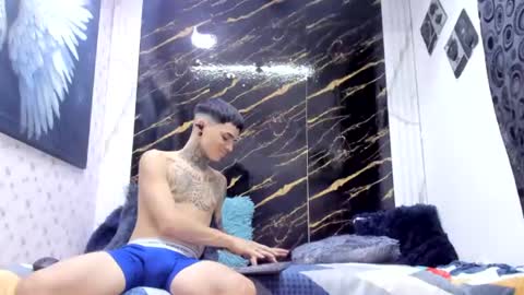 exotichot_couple online show from June 18, 2026, 9:52 pm