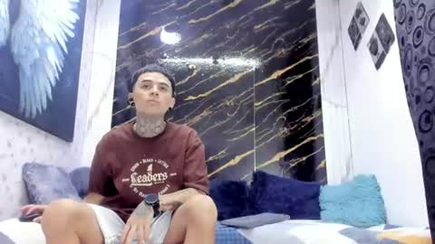 exotichot_couple online show from June 19, 2026, 9:18 pm