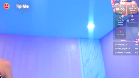 Velvet  online show from March 3, 2026, 11:16 am