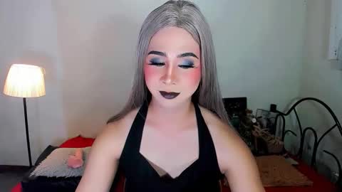 expensive_elise online show from March 26, 2026, 3:06 pm