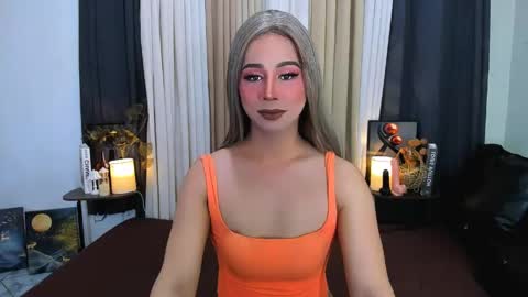 Snapshot of expensive_elise chatting on May 11, 2026, 3:07 pm expensive_elise online show from May 11, 2026, 3:07 pm