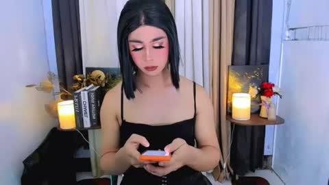 expensive_elise online show from July 14, 2026, 10:21 am