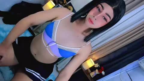 expensive_elise online show from July 17, 2026, 6:57 pm