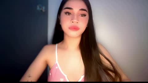 Snapshot of expensivets_chloe chatting on May 18, 2026, 8:20 am chloee online show from May 18, 2026, 8:20 am