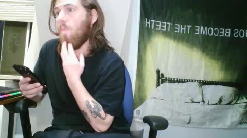 Snapshot of explosive_andyy chatting on April 13, 2026, 5:35 am Explosivee andyy online show from April 13, 2026, 5:35 am