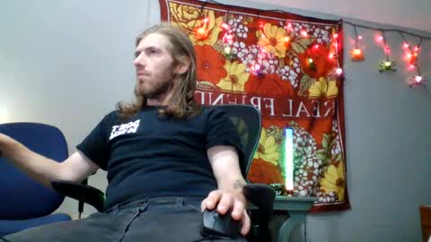 Snapshot of explosive_andyy chatting on July 16, 2026, 6:30 am Explosivee andyy online show from July 16, 2026, 6:30 am