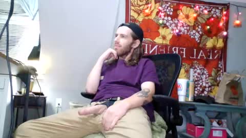 Snapshot of explosive_andyy chatting on July 18, 2026, 4:05 am Explosivee andyy online show from July 18, 2026, 4:05 am