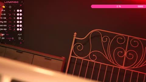 Snapshot of extra_topping chatting on February 21, 2025, 7:43 pm extra_topping online show from February 21, 2025, 7:43 pm