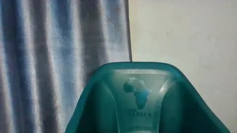 Snapshot of extremelywetgirl_ chatting on April 4, 2026, 9:18 am extremelywetgirl_ online show from April 4, 2026, 9:18 am