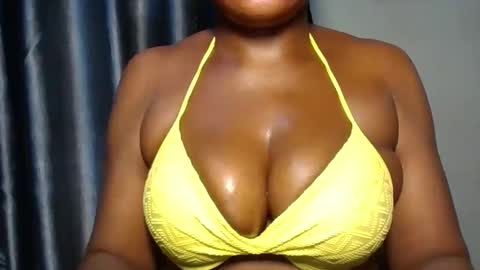 Snapshot of extremelywetgirl_ chatting on April 5, 2026, 11:35 pm extremelywetgirl_ online show from April 5, 2026, 11:35 pm
