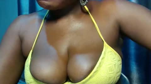 Snapshot of extremelywetgirl_ chatting on April 15, 2026, 10:44 am extremelywetgirl_ online show from April 15, 2026, 10:44 am