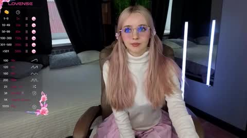 exxxcore_ online show from October 26, 2025, 8:31 am