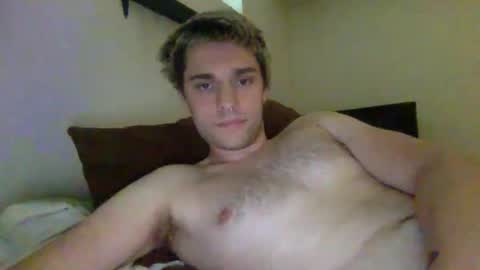 Snapshot of eyehelmet chatting on June 1, 2026, 8:32 pm eyehelmet online show from June 1, 2026, 8:32 pm